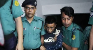 ছাত্রলীগের সন্ত্রাস এখন নিয়ন্ত্রণের বাইরে