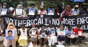 গুম ফেরত ভুক্তভোগী দের মুখে তালা